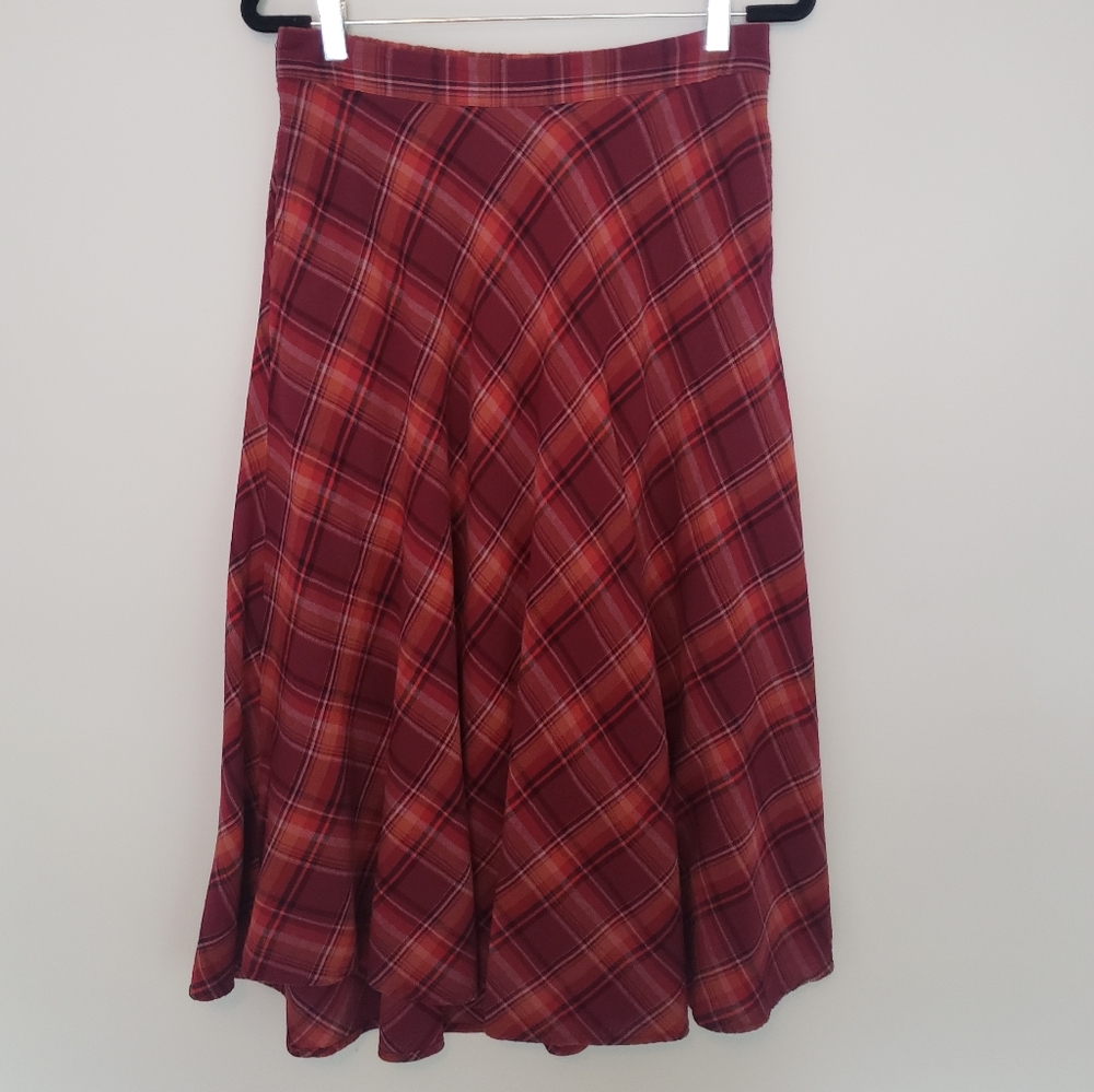 Plaid Circle Skirt in Red Tones